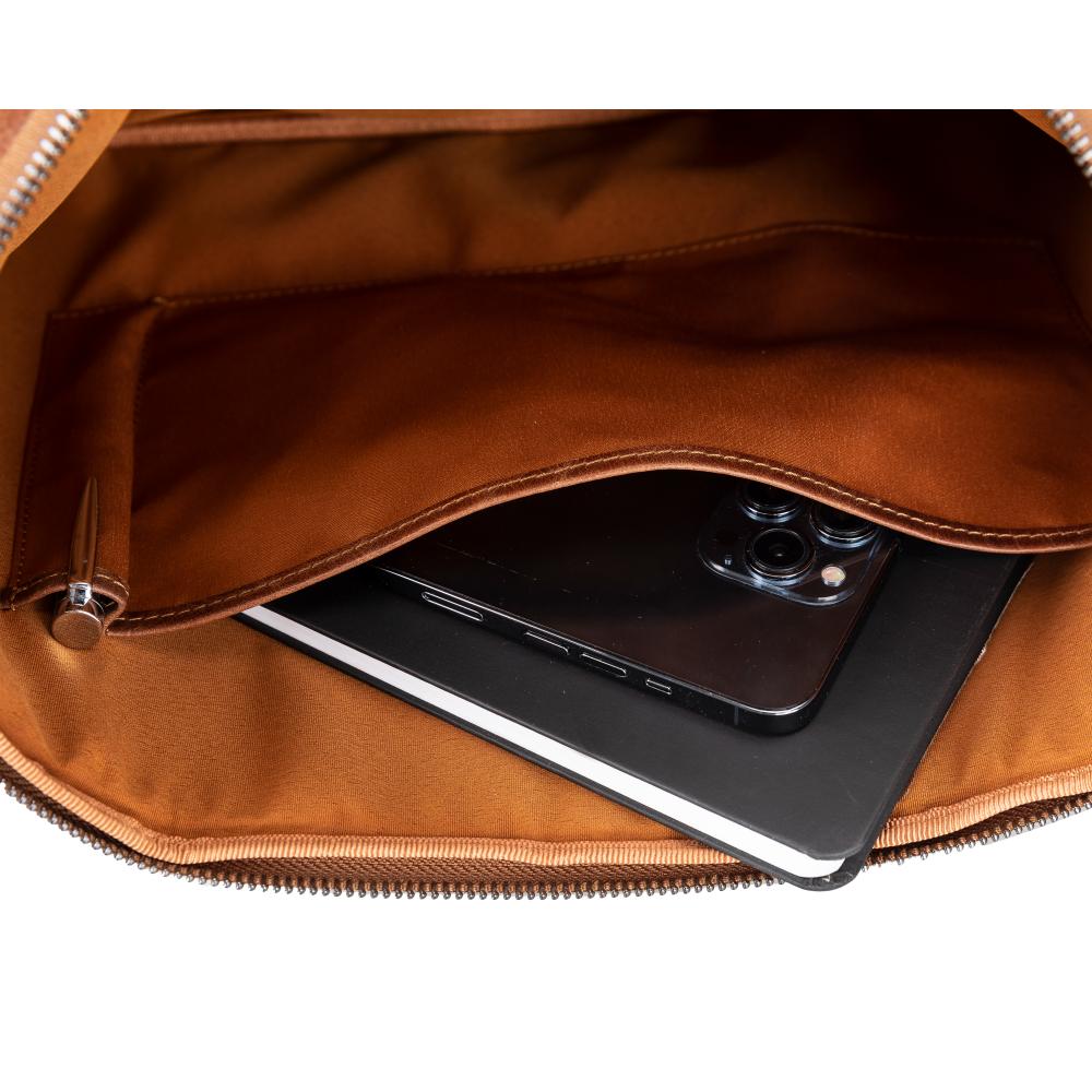 Leeds Slim Leather Laptop / Tablet Sleeve