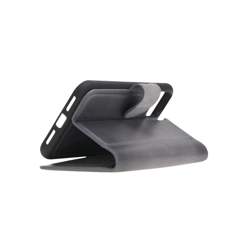 B2B - Apple iPhone 11 Series Detachable Leather Case / MW Bomonti