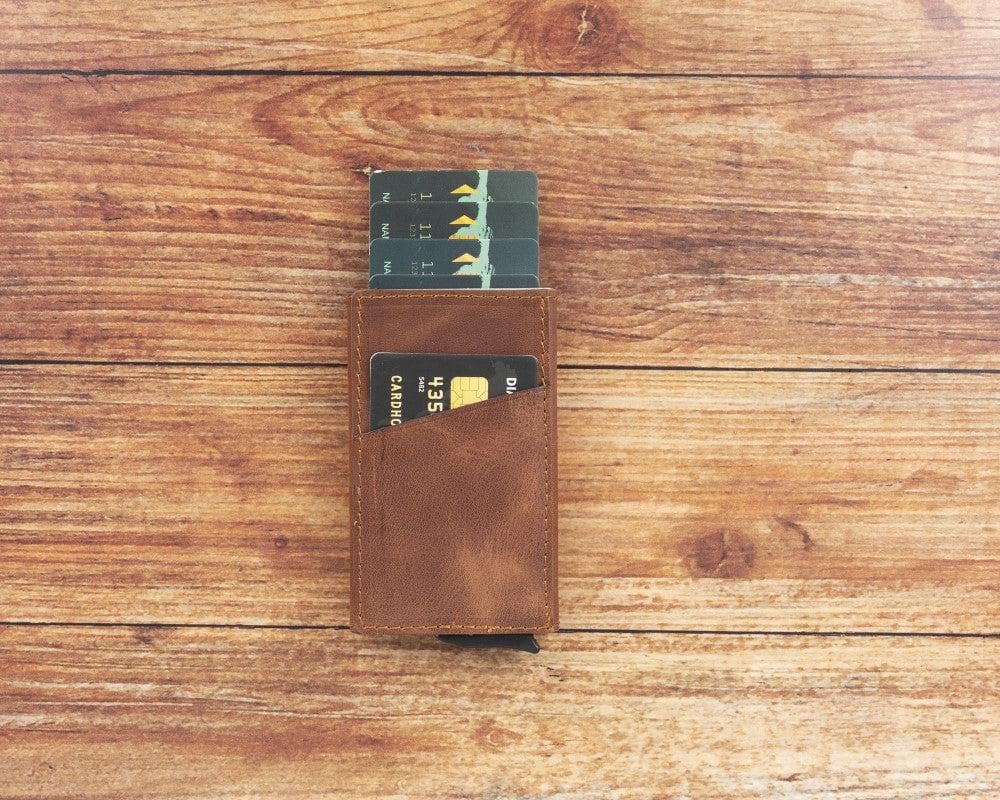 Torres Mechanical Card Holder Bomonti
