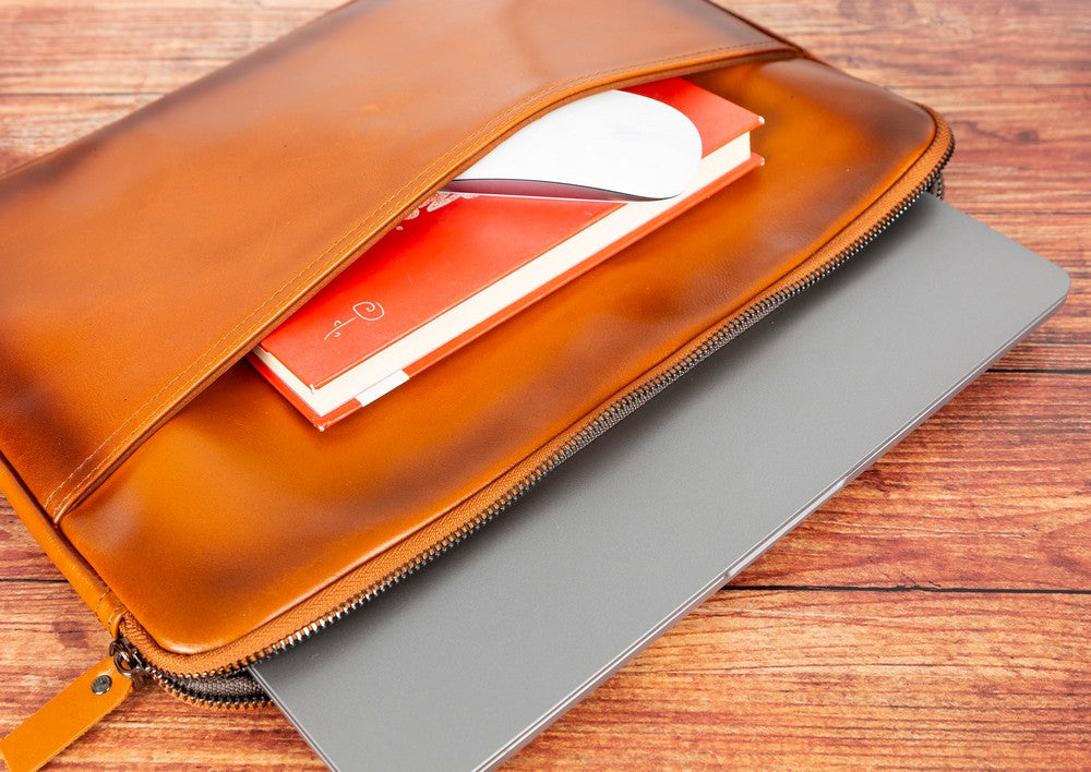 Awe Slim Leather Laptop / Tablet Bag