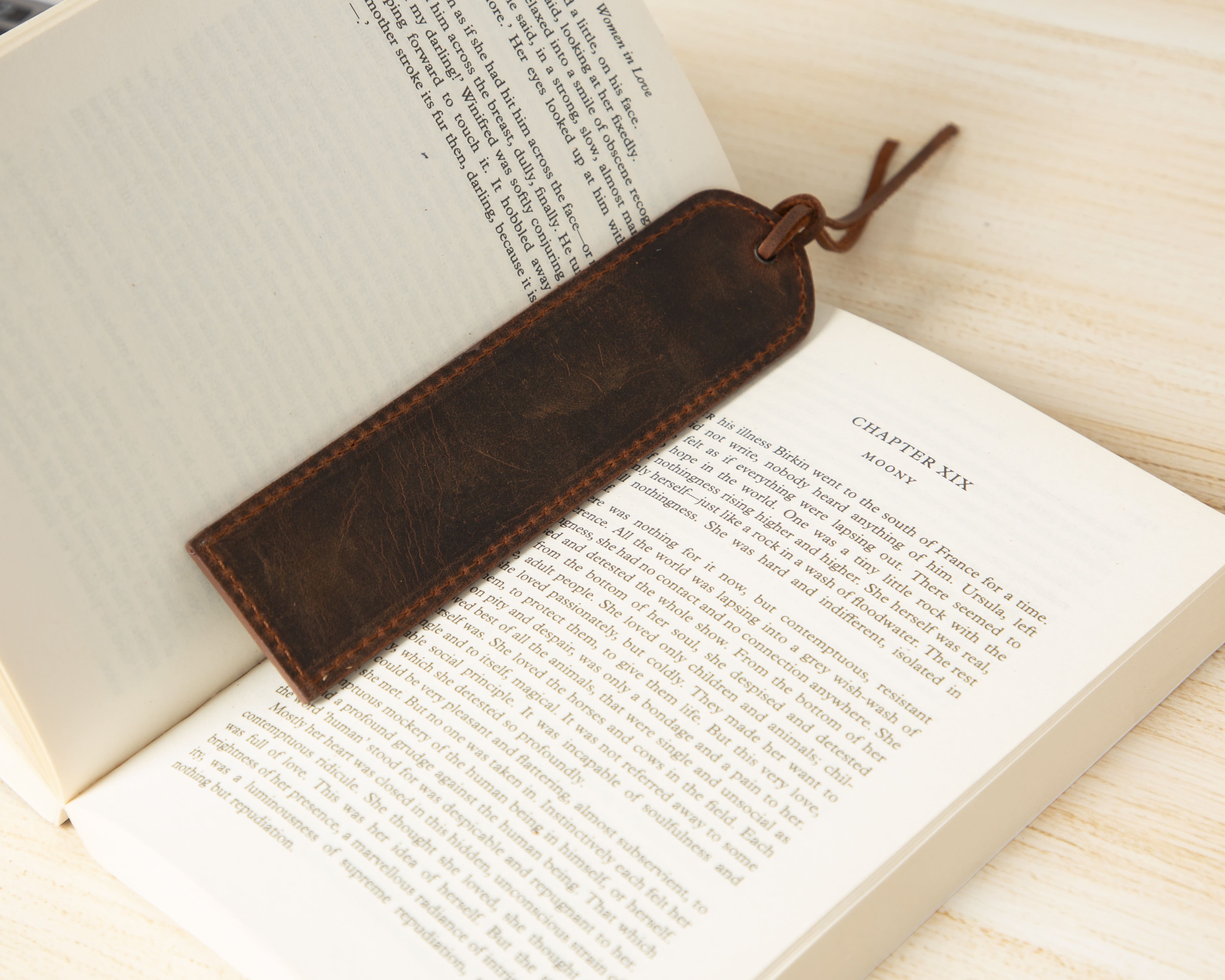 Markora Stitched Leather Bookmark