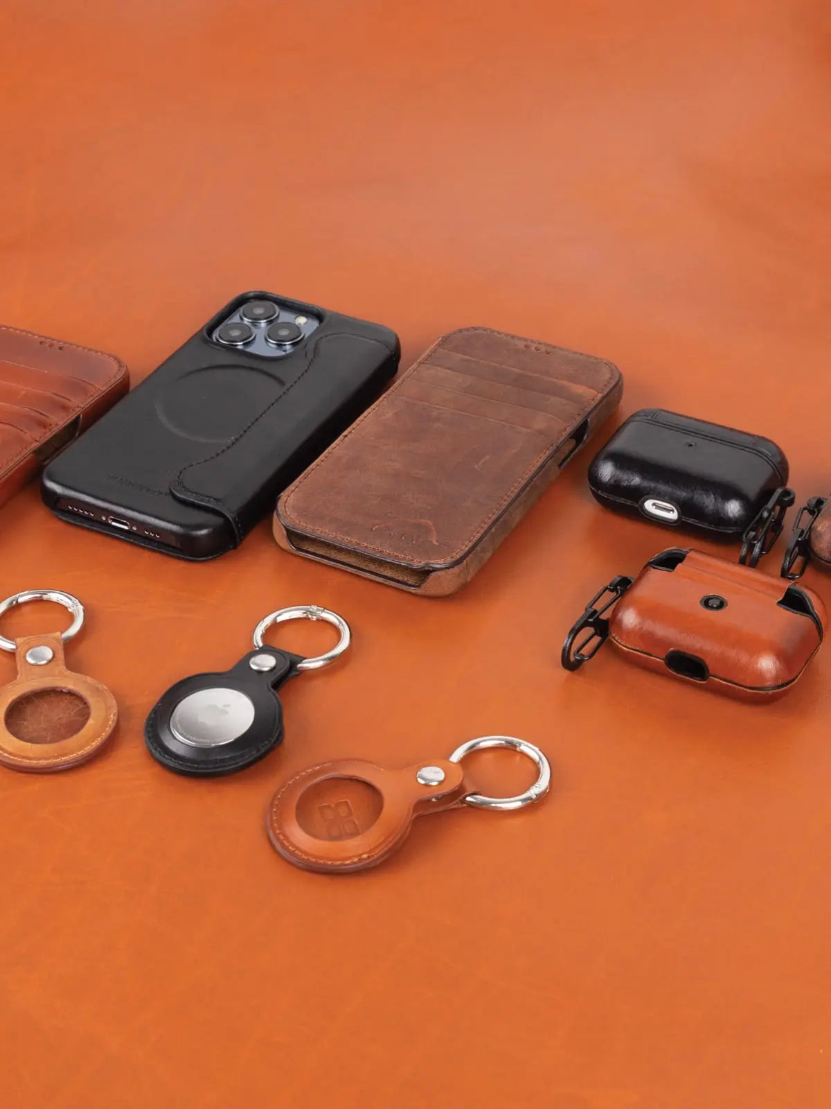 Funda iPhone 13 Pro tipo billetera desmontable de cuero con MagSafe -  Bomonti