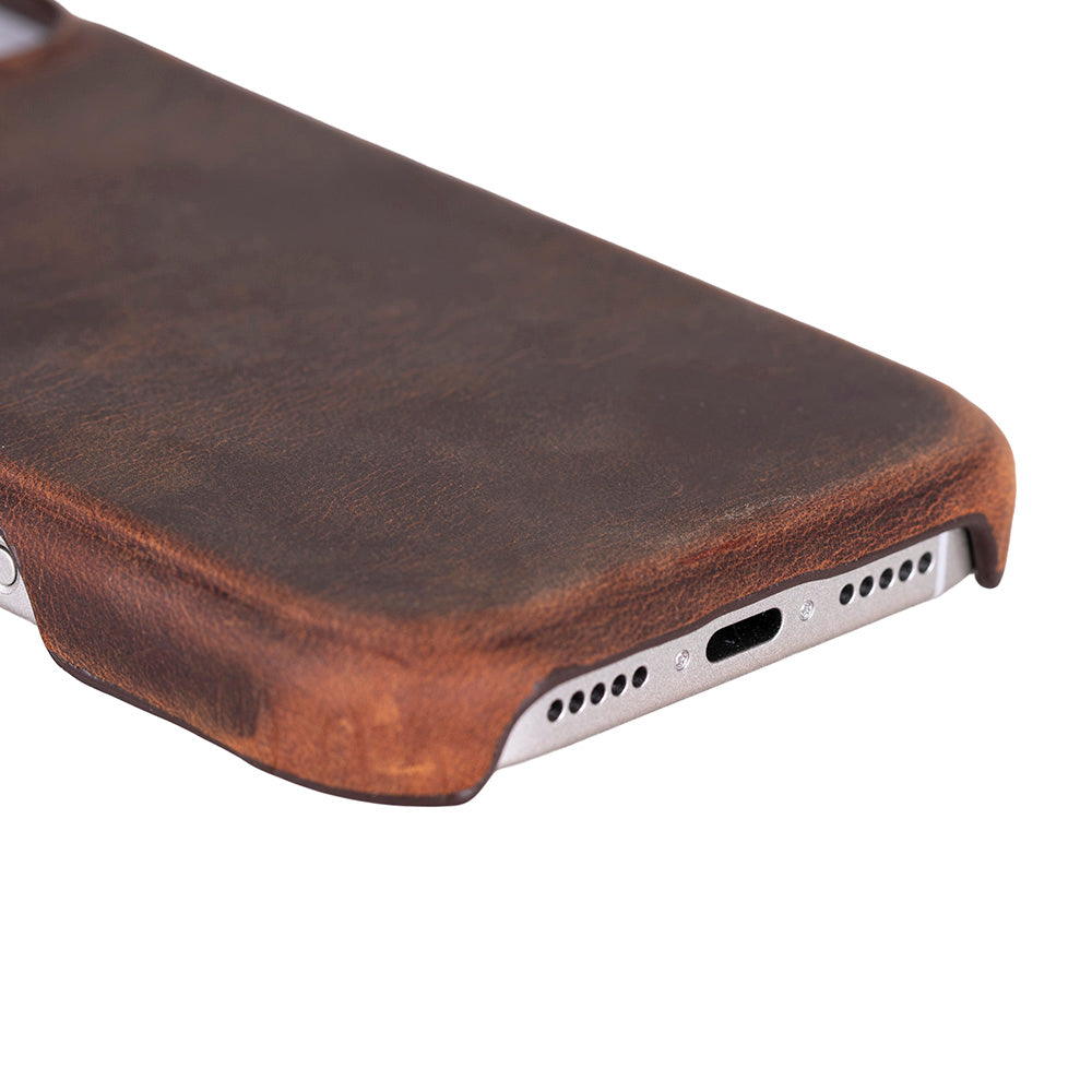 Brown Leather iPhone 17 Cover Case